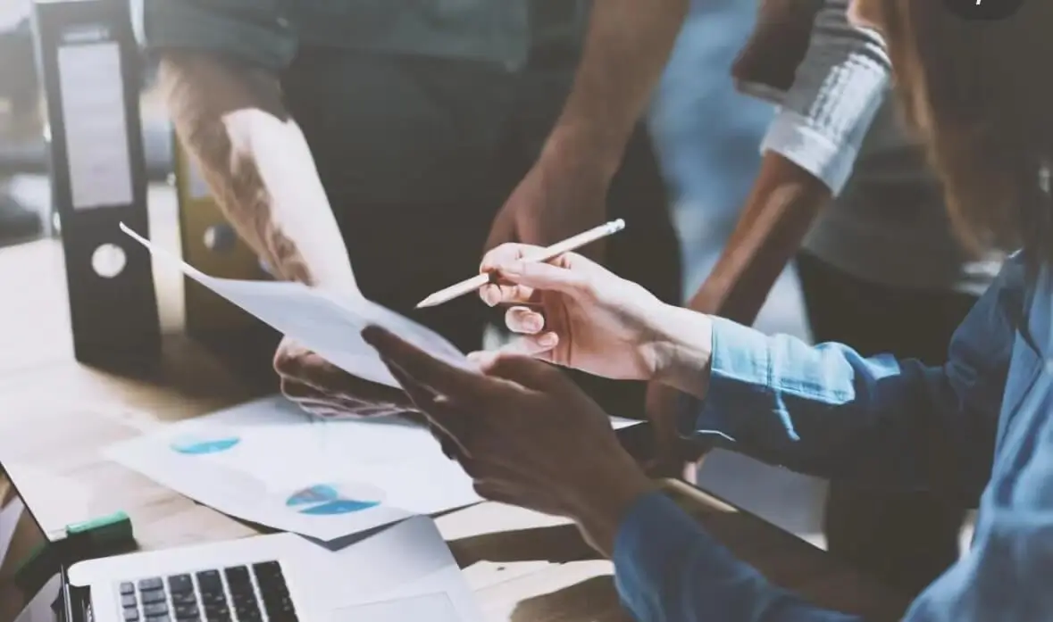 遛狗不拴绳犯什么法律